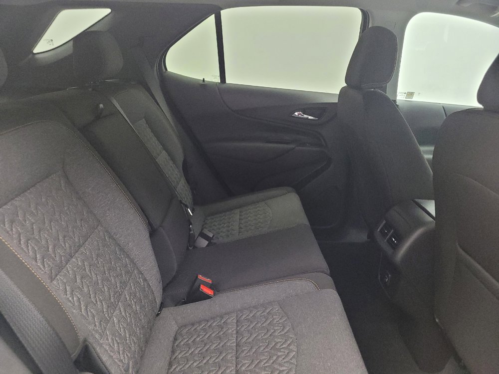 Used 2024 Chevrolet Equinox LT w/ LPO, Floor Liner Package FWD image 19
