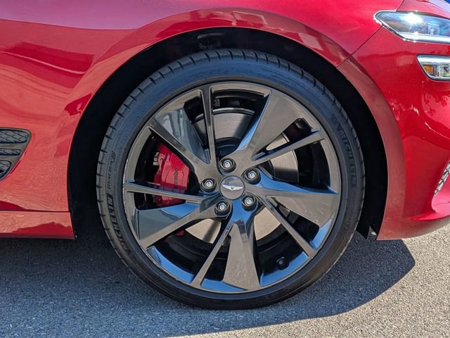 Used 2023 Genesis G70 3.3T w/ Sport Prestige Package image 7