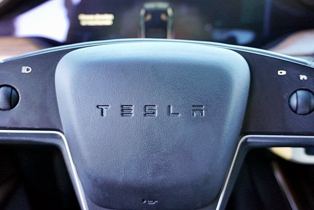 Used 2023 Tesla Model X AWD/4WD image 42