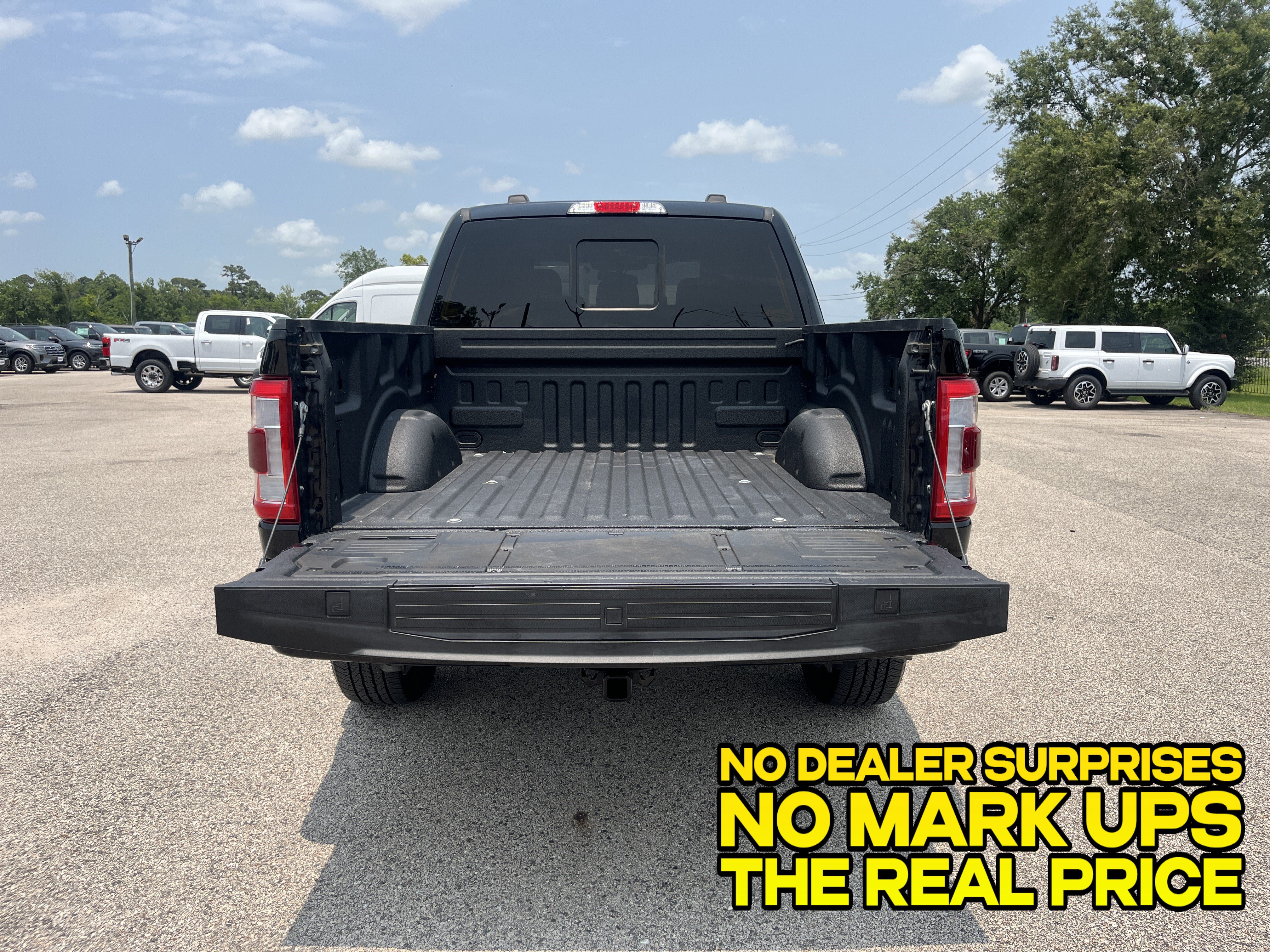 Used 2023 Ford F150 Lariat w/ Max Trailer Tow Package AWD/4WD image 5