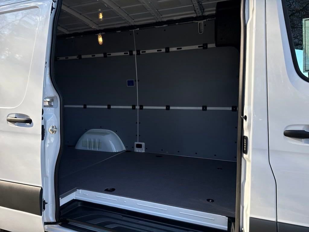 New 2025 Mercedes-Benz Sprinter 2500 image 26