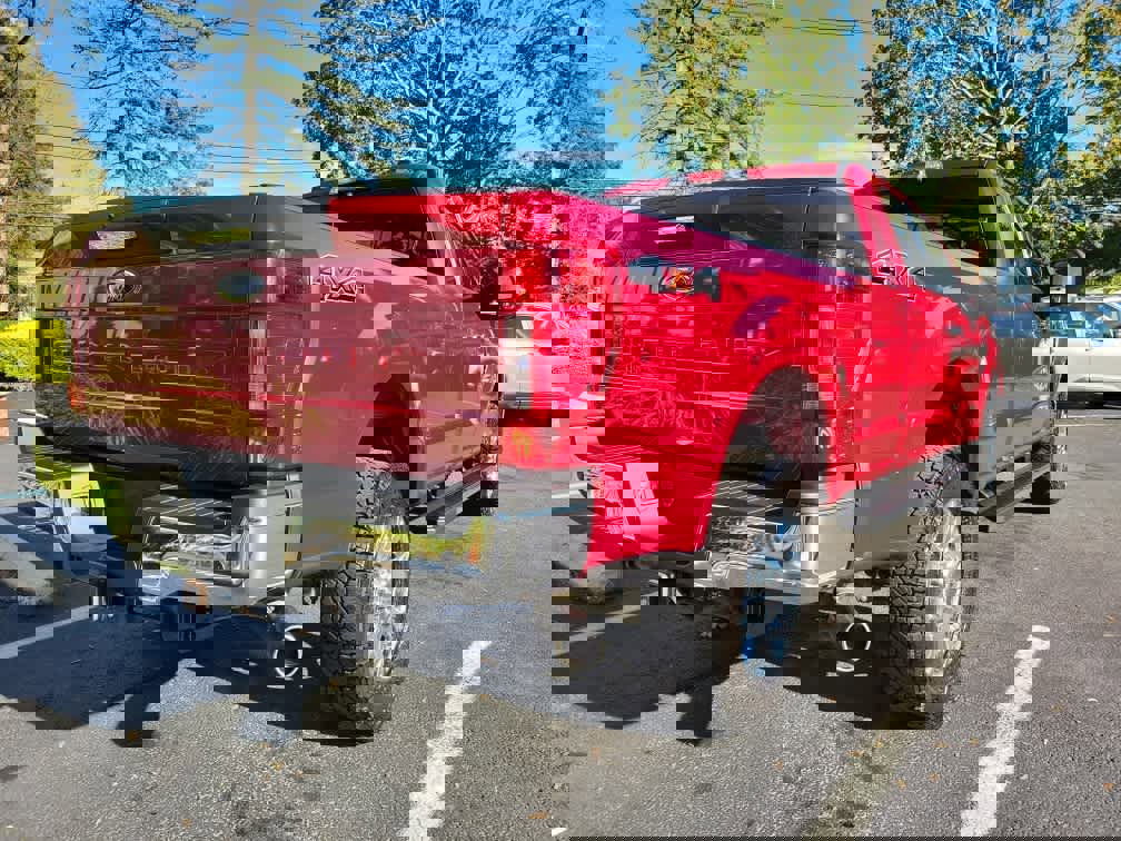 Used 2022 Ford F250 Lariat w/ Chrome Package image 3