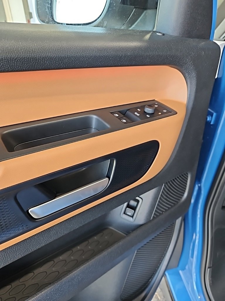 New 2025 Volkswagen ID. Buzz Pro S Plus image 25
