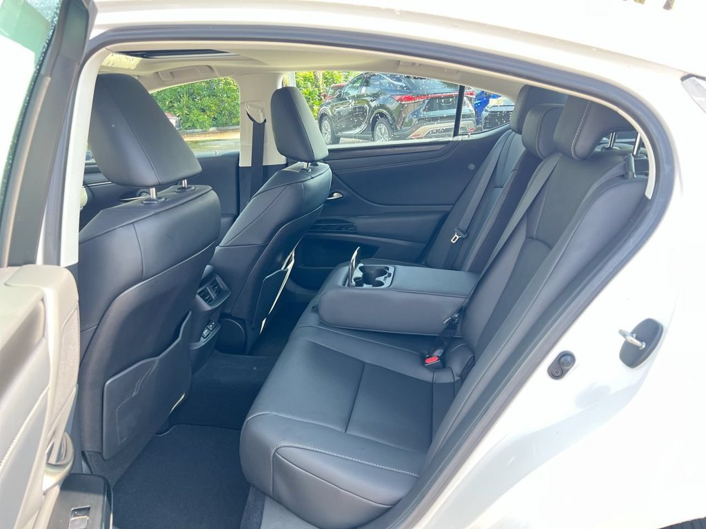 Certified 2025 Lexus ES 350 w/ Premium Package FWD image 19