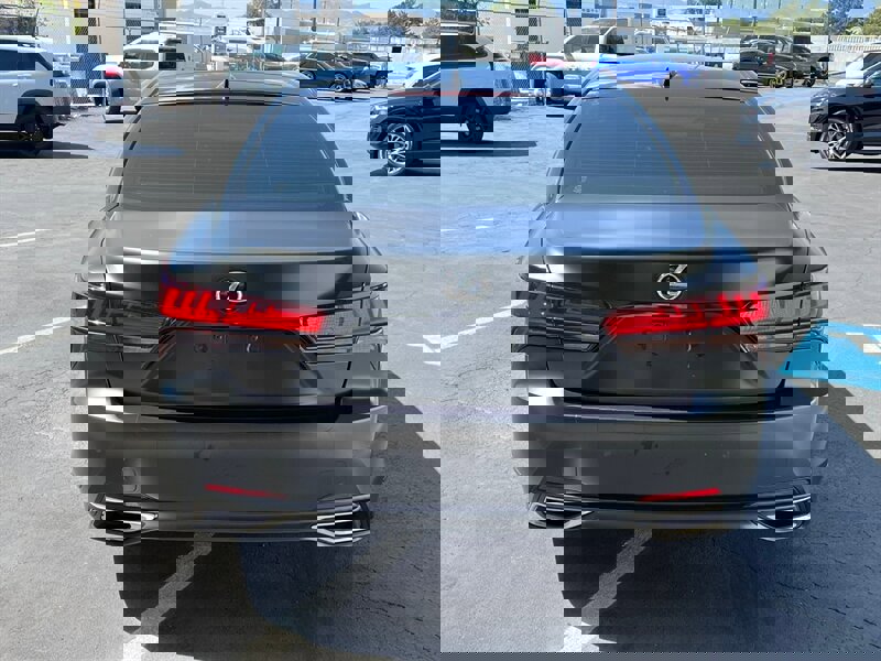 Used 2018 Lexus LS 500 AWD w/ Luxury Package image 6