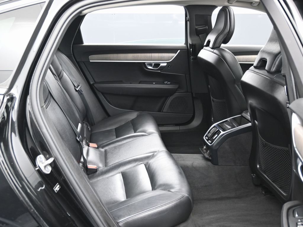 Used 2023 Volvo S90 B6 Plus w/ Protection Package Premier AWD/4WD image 35