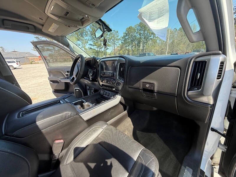 Used 2015 Chevrolet Silverado 2500 LTZ AWD/4WD image 13