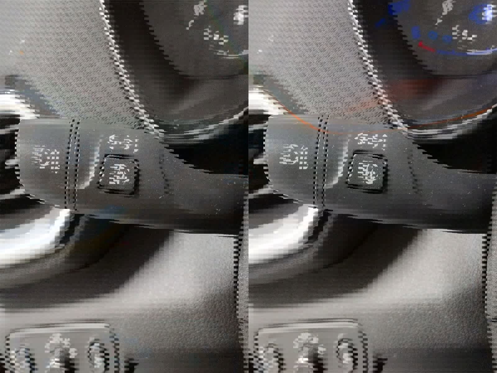 Used 2023 Chevrolet TrailBlazer LT w/ Convenience Package image 27