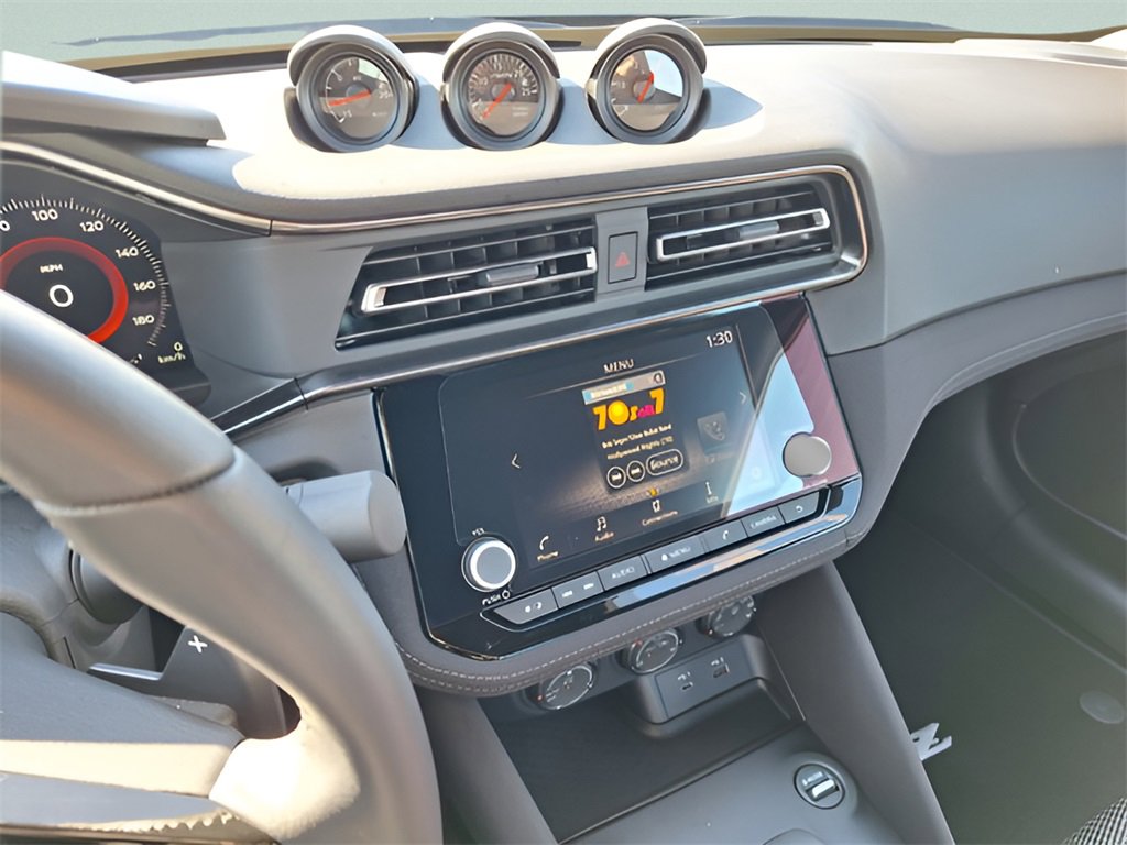 Used 2025 Nissan Z Sport w/ Floor Mat Package image 12