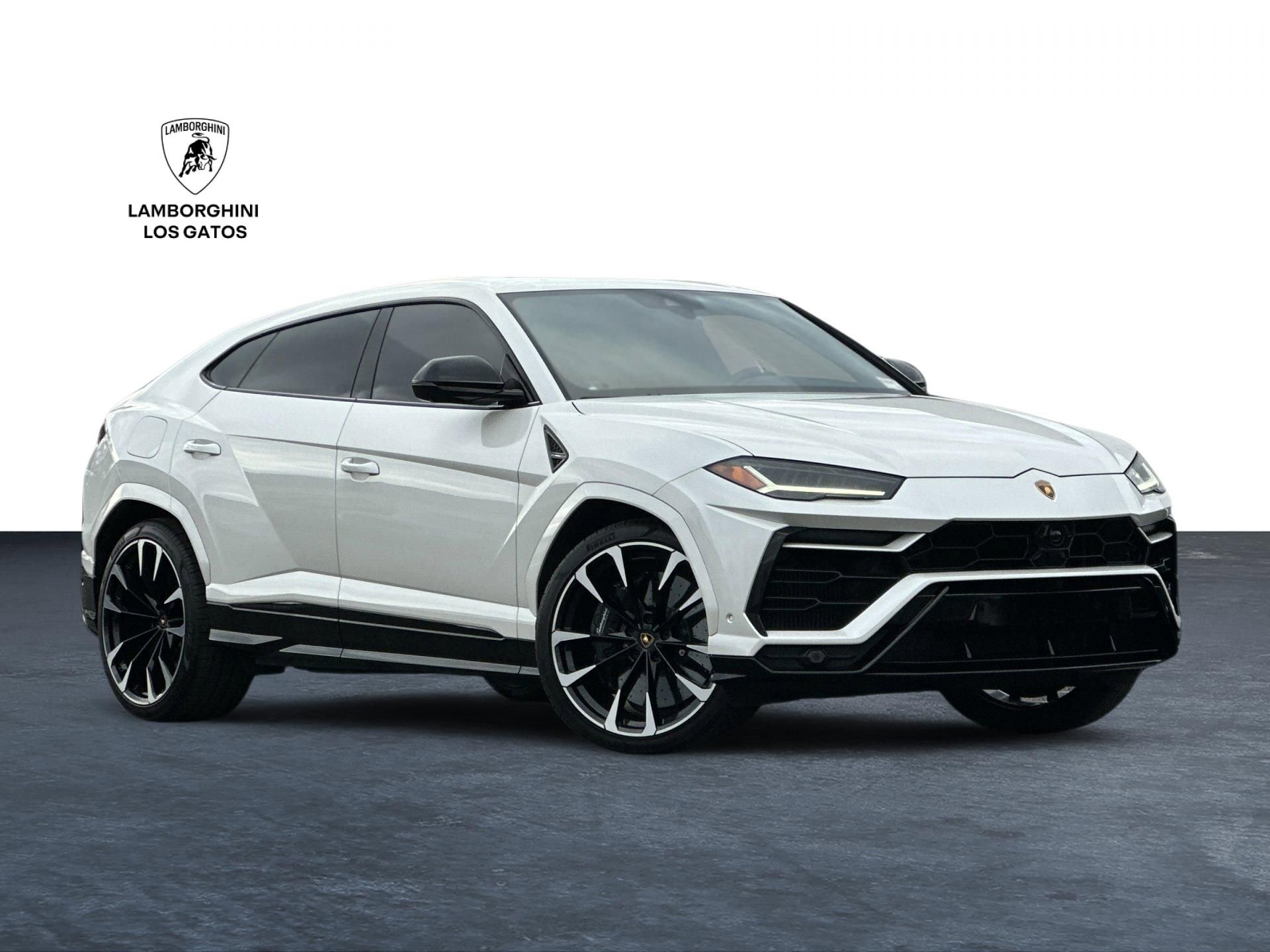 Used 2022 Lamborghini Urus image 1