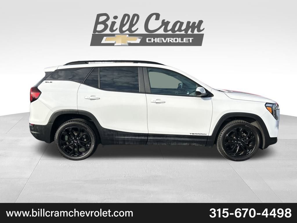 Used 2022 GMC Terrain SLE w/ Driver Convenience Package image 39