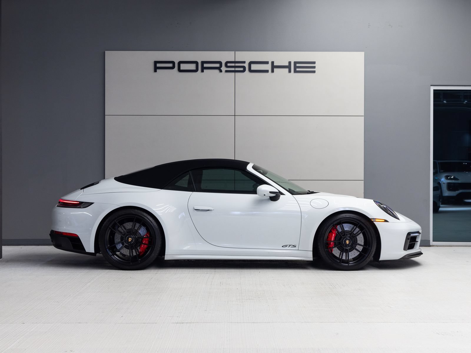 Certified 2022 Porsche 911 Carrera 4 GTS AWD/4WD image 8
