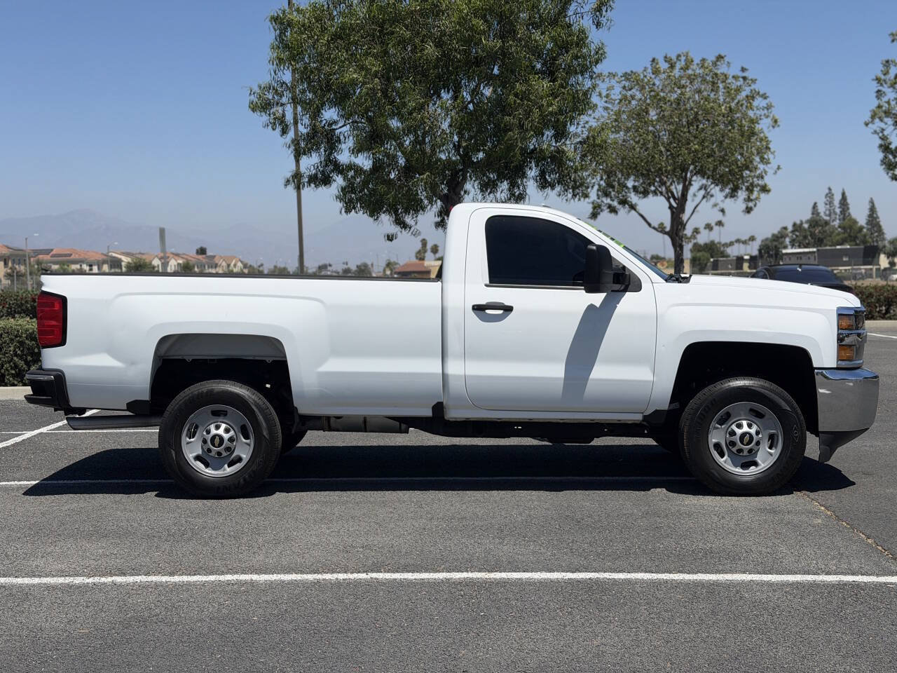 Used 2017 Chevrolet Silverado 2500 W/T RWD image 4