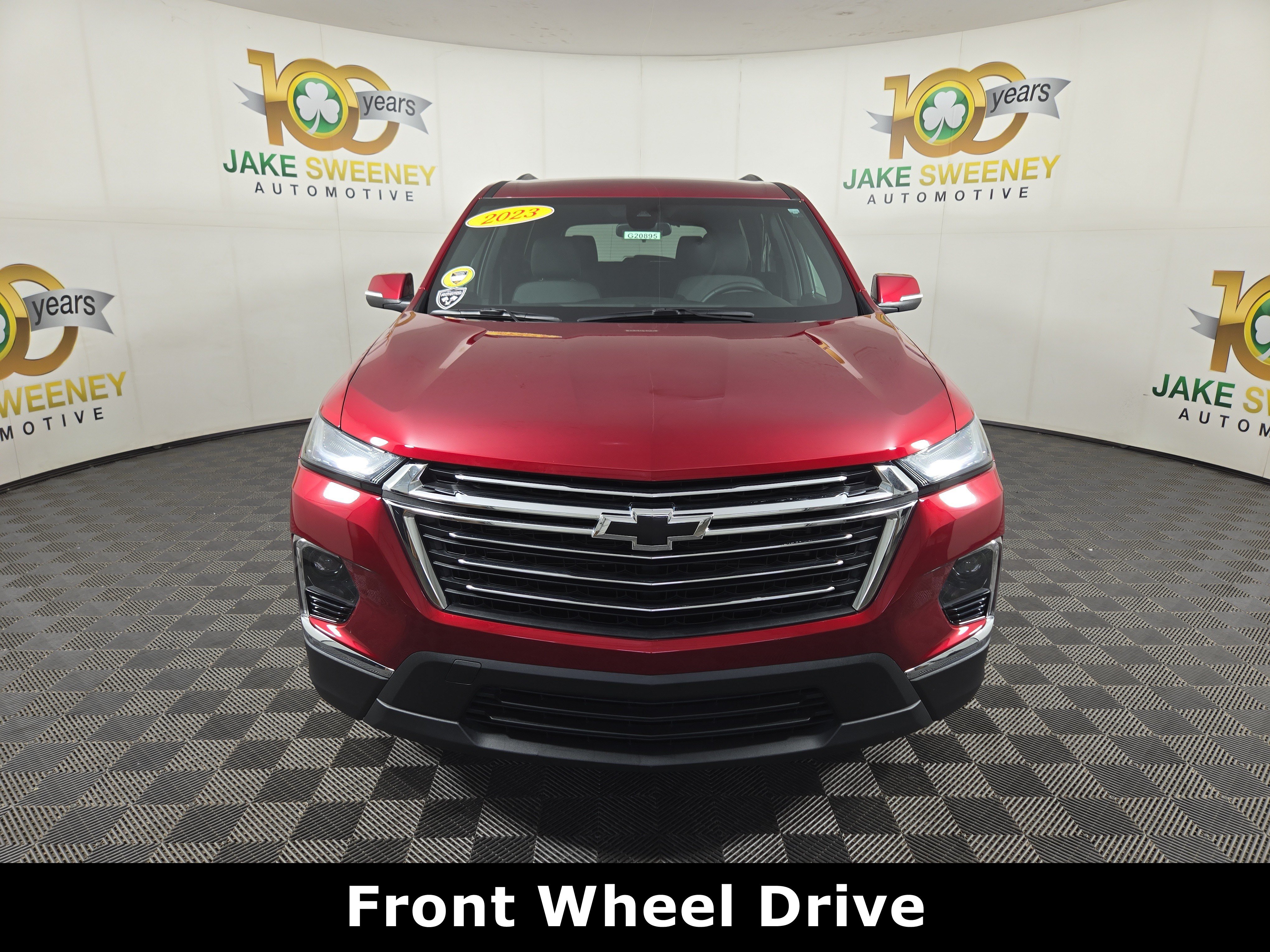 Certified 2023 Chevrolet Traverse LT FWD image 2