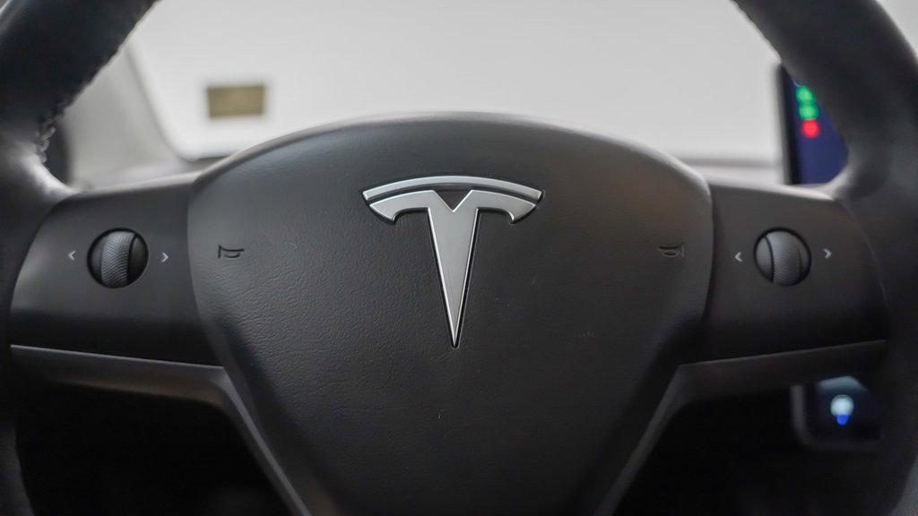 Used 2022 Tesla Model Y Performance image 25