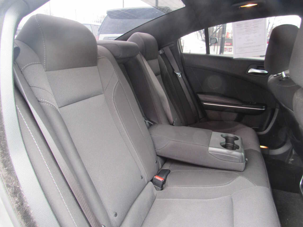 Used 2019 Dodge Charger SXT RWD image 19