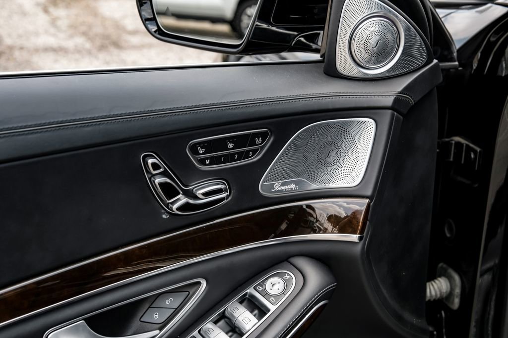 Used 2016 Mercedes-Benz Maybach S 600 image 47