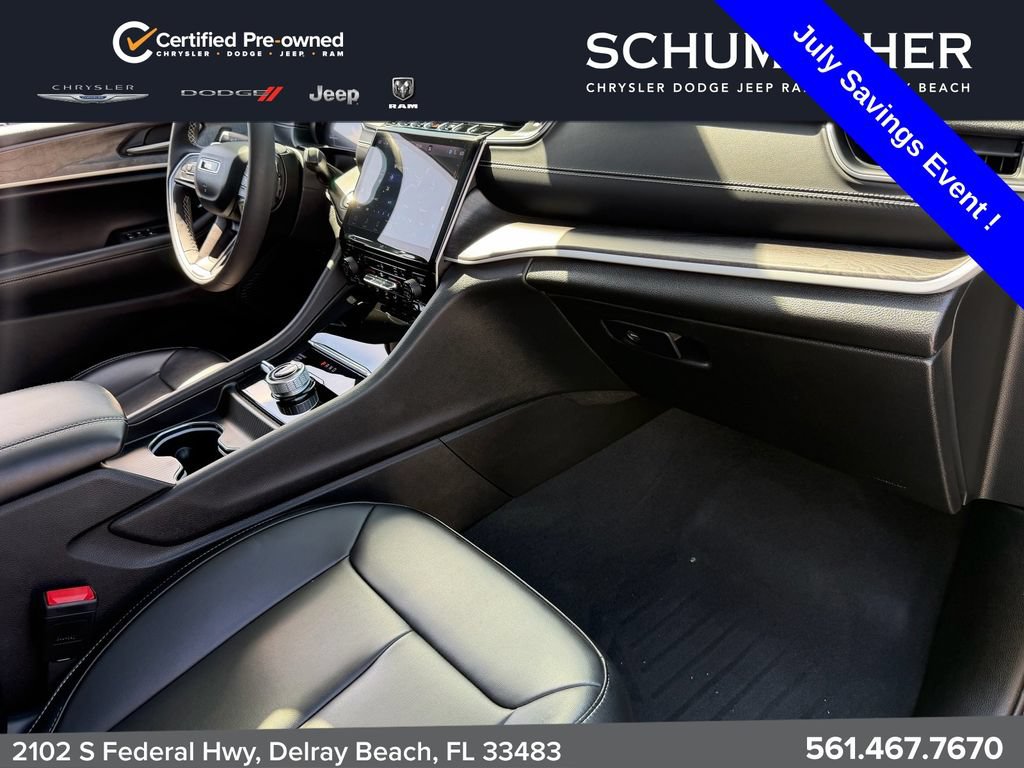 Certified 2024 Jeep Grand Cherokee Limited AWD/4WD image 18