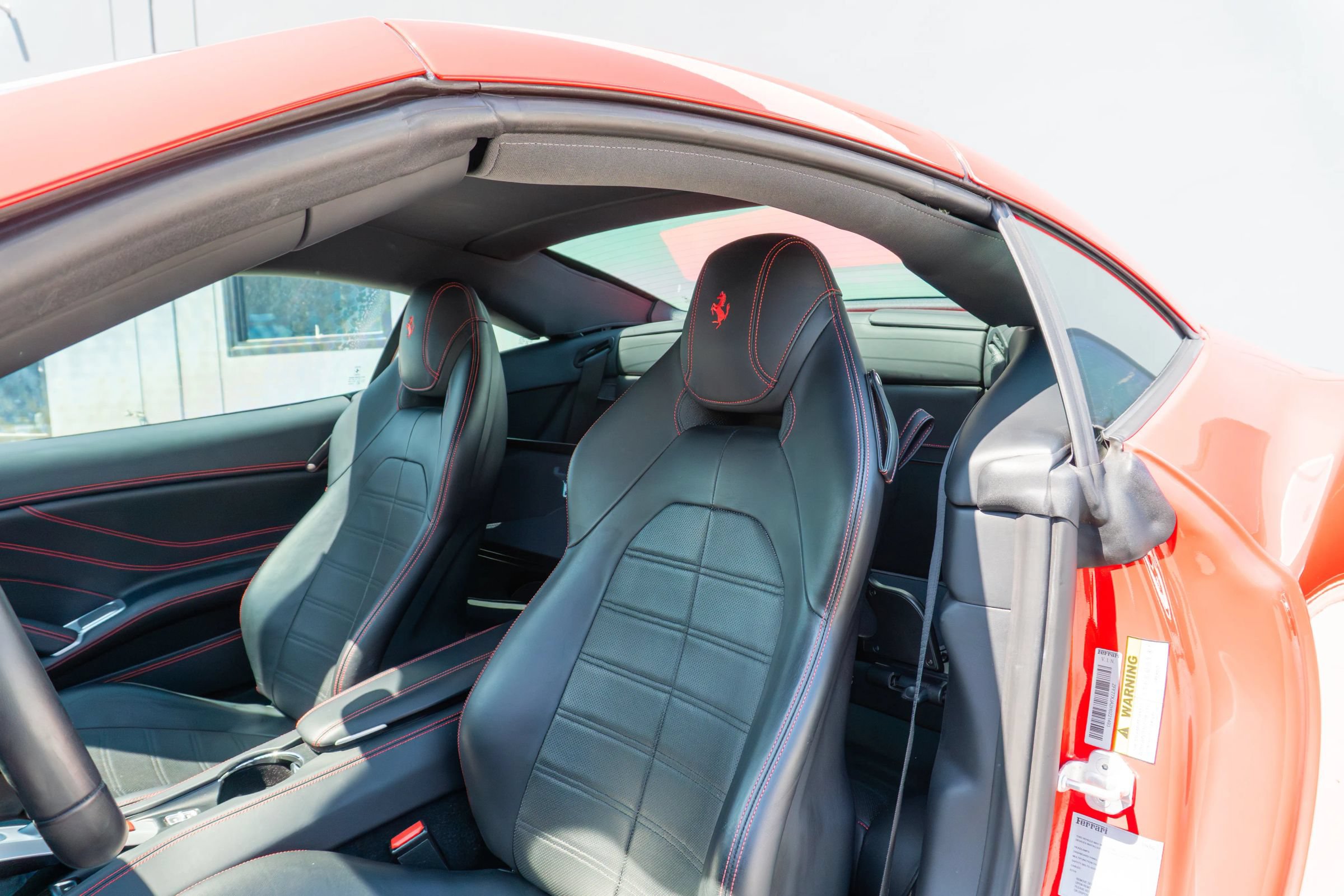 Used 2017 Ferrari California T RWD image 48