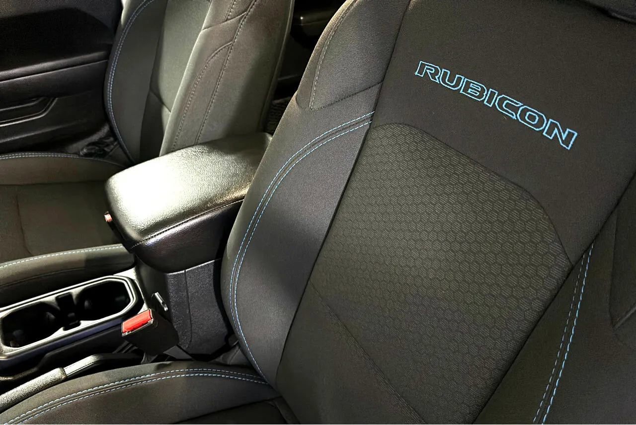 Used 2022 Jeep Wrangler Unlimited Rubicon 4xe image 16