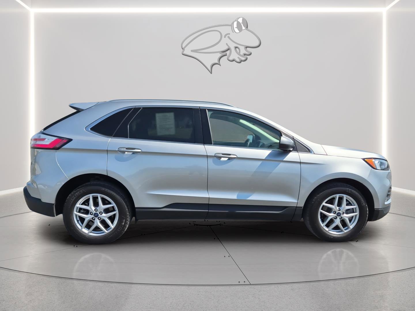 Used 2022 Ford Edge SEL w/ Convenience Package AWD/4WD image 8