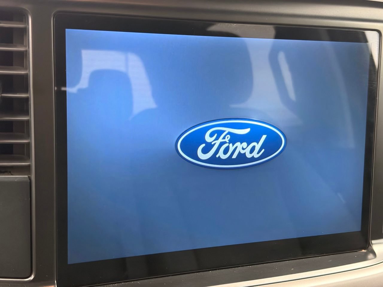 Used 2025 Ford F150 XLT w/ Equipment Group 301A Standard RWD image 23