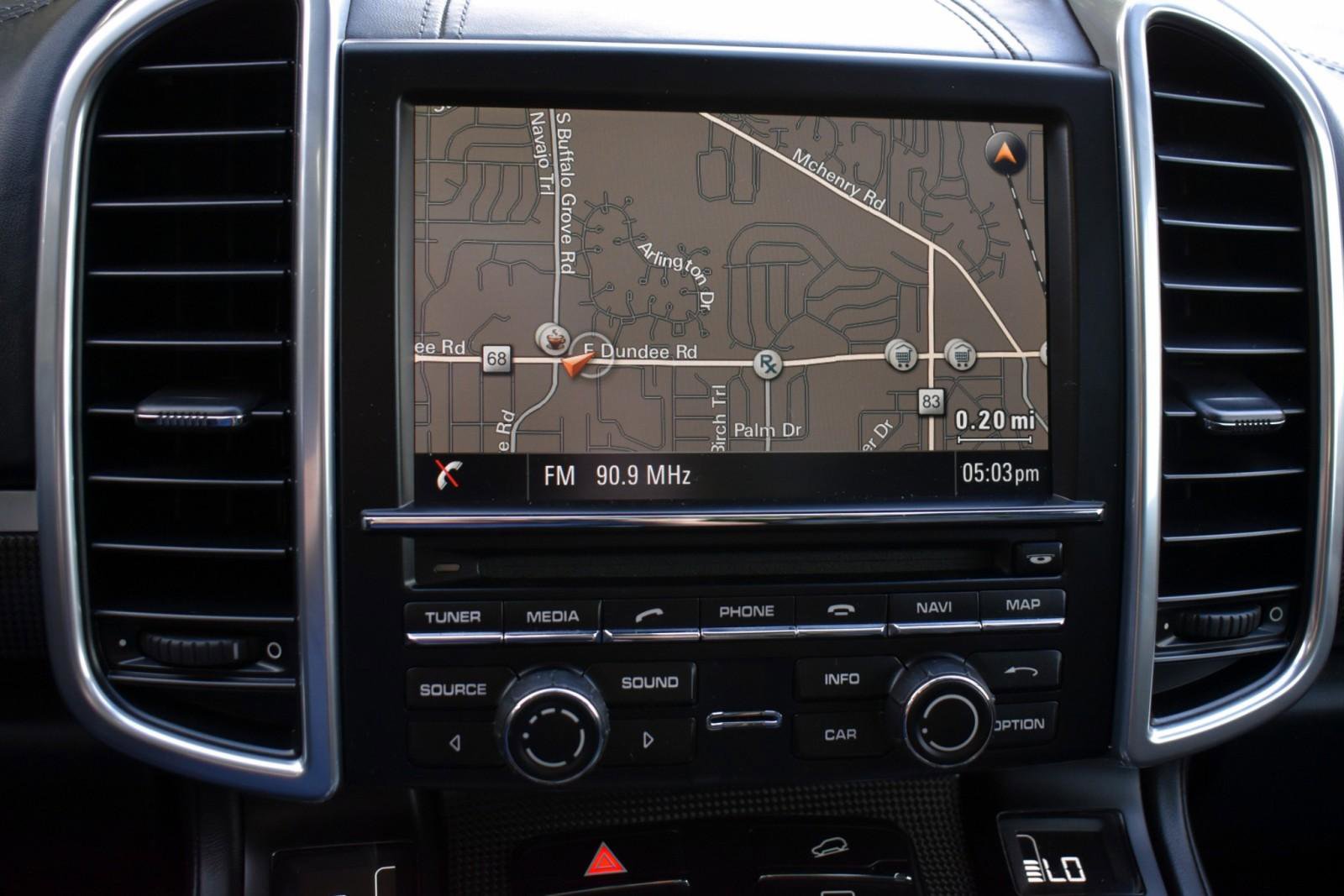 Used 2014 Porsche Cayenne Turbo w/ Comfort Plus Package (PU4) image 19