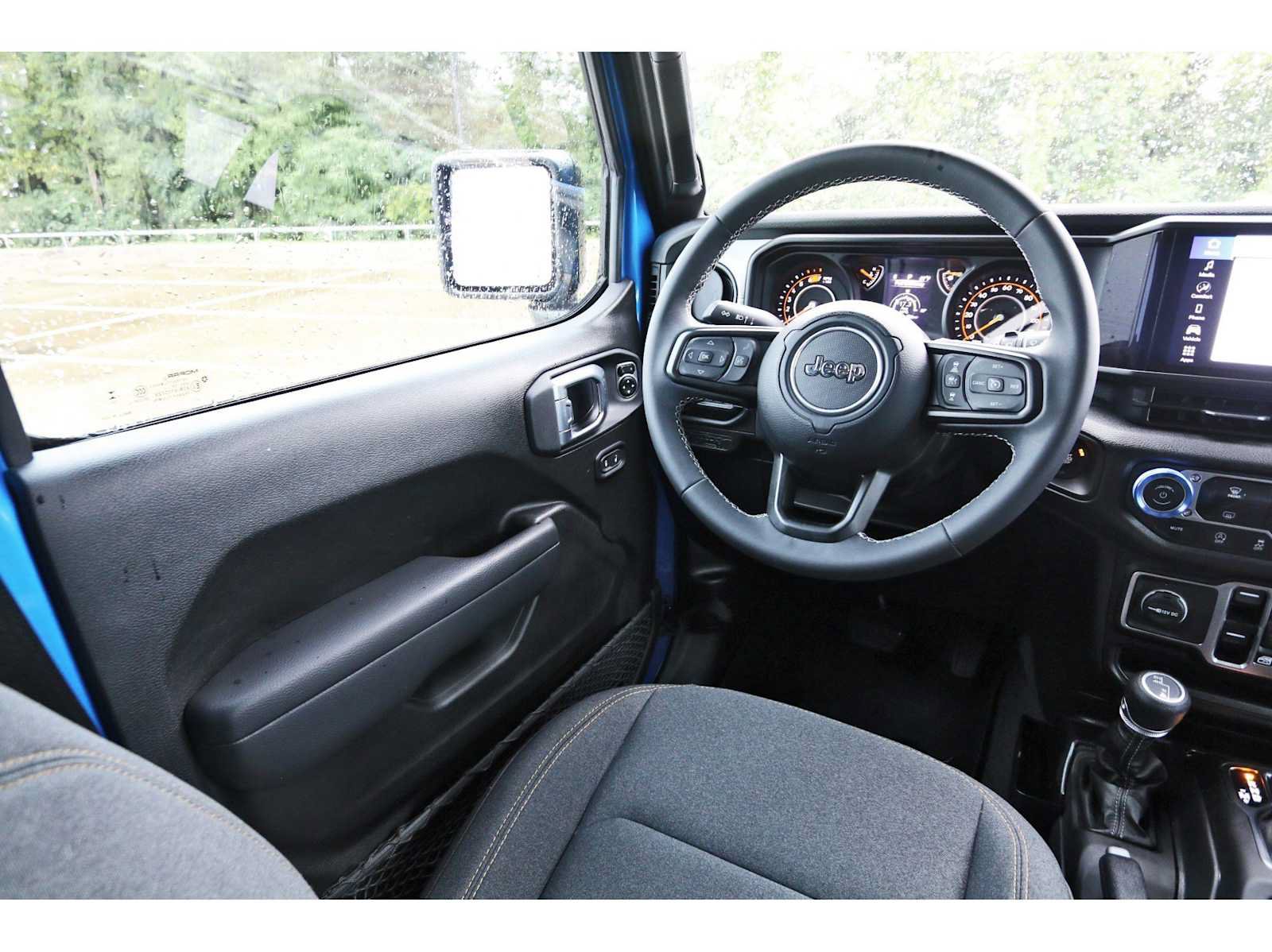 Used 2025 Jeep Wrangler Unlimited Sport AWD/4WD image 6