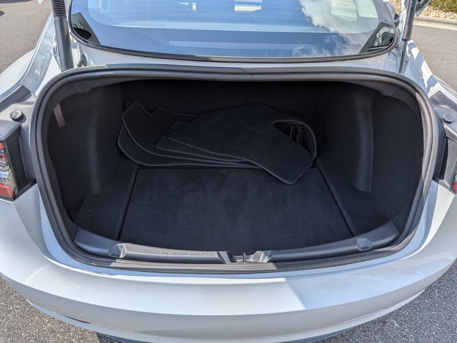 Used 2023 Tesla Model 3 Long Range AWD/4WD image 30