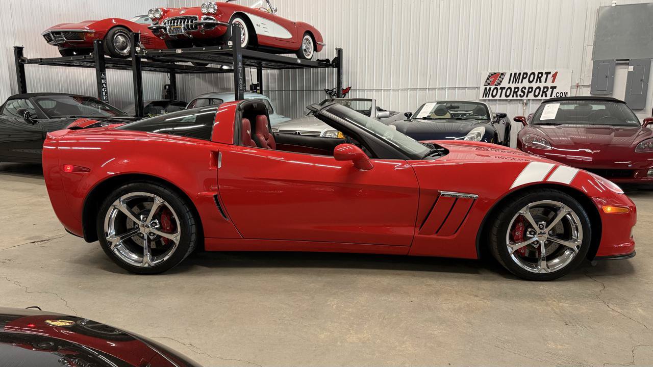 Used 2013 Chevrolet Corvette Grand Sport w/ 2LT Preferred Equipment Group RWD image 14