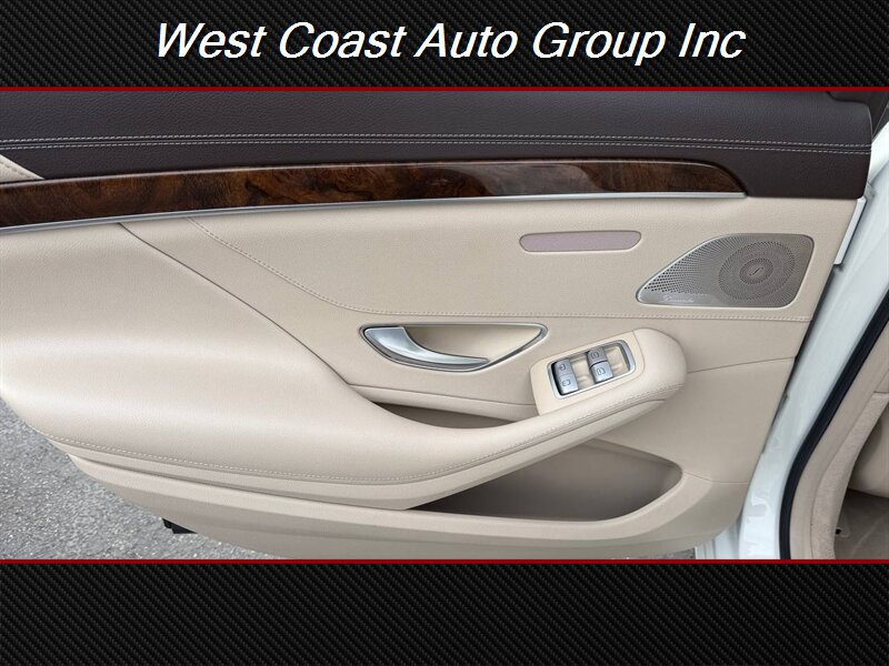 Used 2015 Mercedes-Benz S 550 Sedan w/ Premium 1 Package image 18
