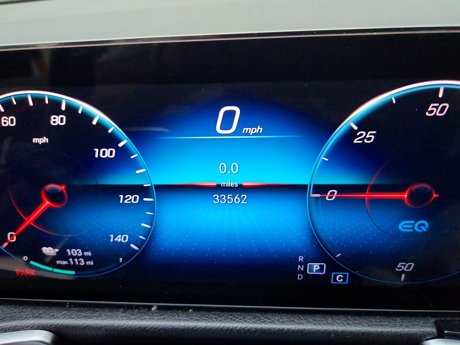 Certified 2023 Mercedes-Benz EQB 300 4MATIC image 39