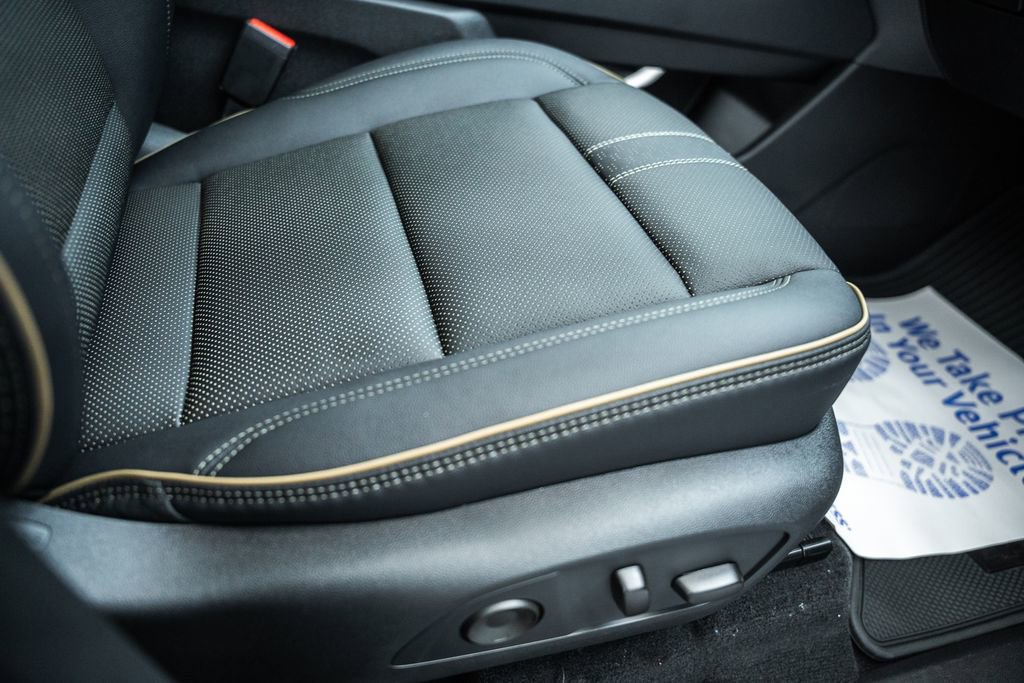 New 2026 Chevrolet Traverse High Country image 40