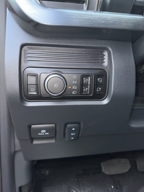 New 2025 Ford F350 Lariat w/ Lariat Ultimate Package image 13