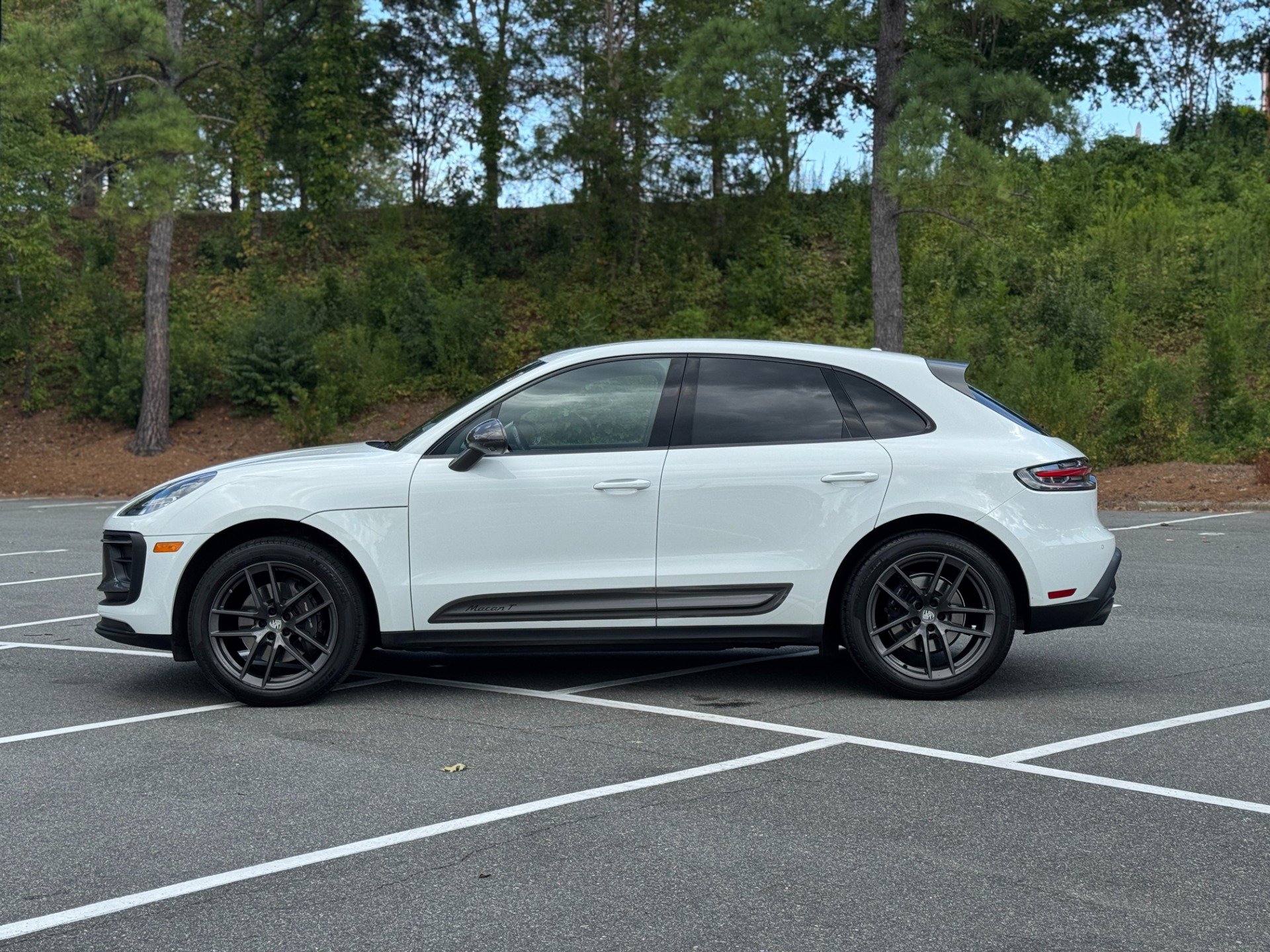 Used 2023 Porsche Macan image 6
