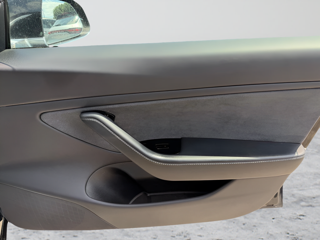 Used 2019 Tesla Model 3 Mid Range RWD image 30