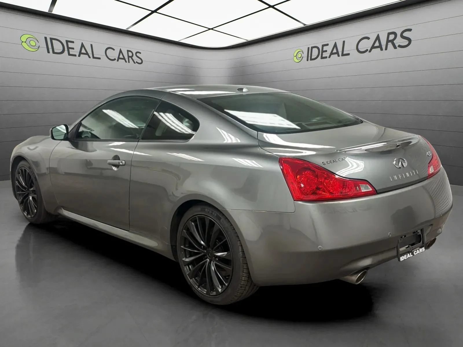 Used 2011 INFINITI G37 Journey w/ Premium Pkg RWD image 7