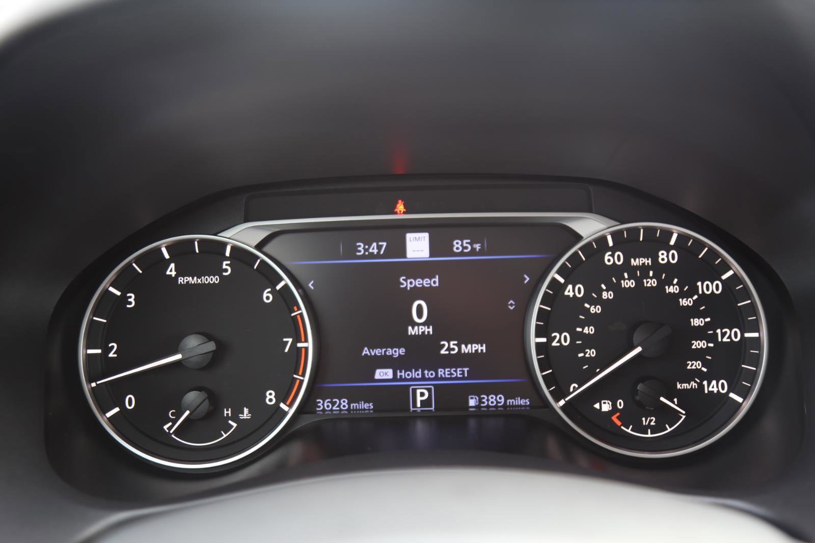 Used 2025 Nissan Altima 2.5 SR w/ SR Premium Package FWD image 8