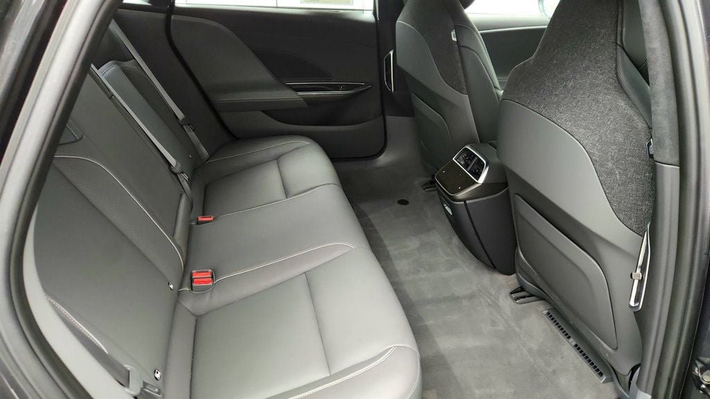 Used 2023 Lucid Air Touring image 20