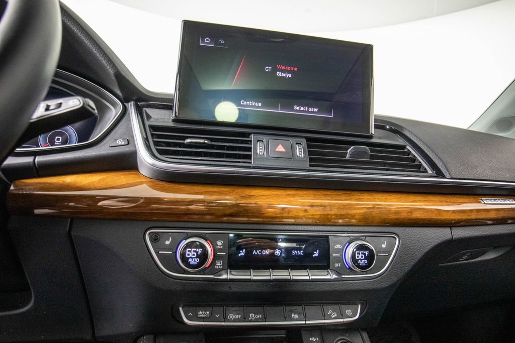 Used 2023 Audi Q5 2.0T Premium Plus w/ Premium Plus Package image 27