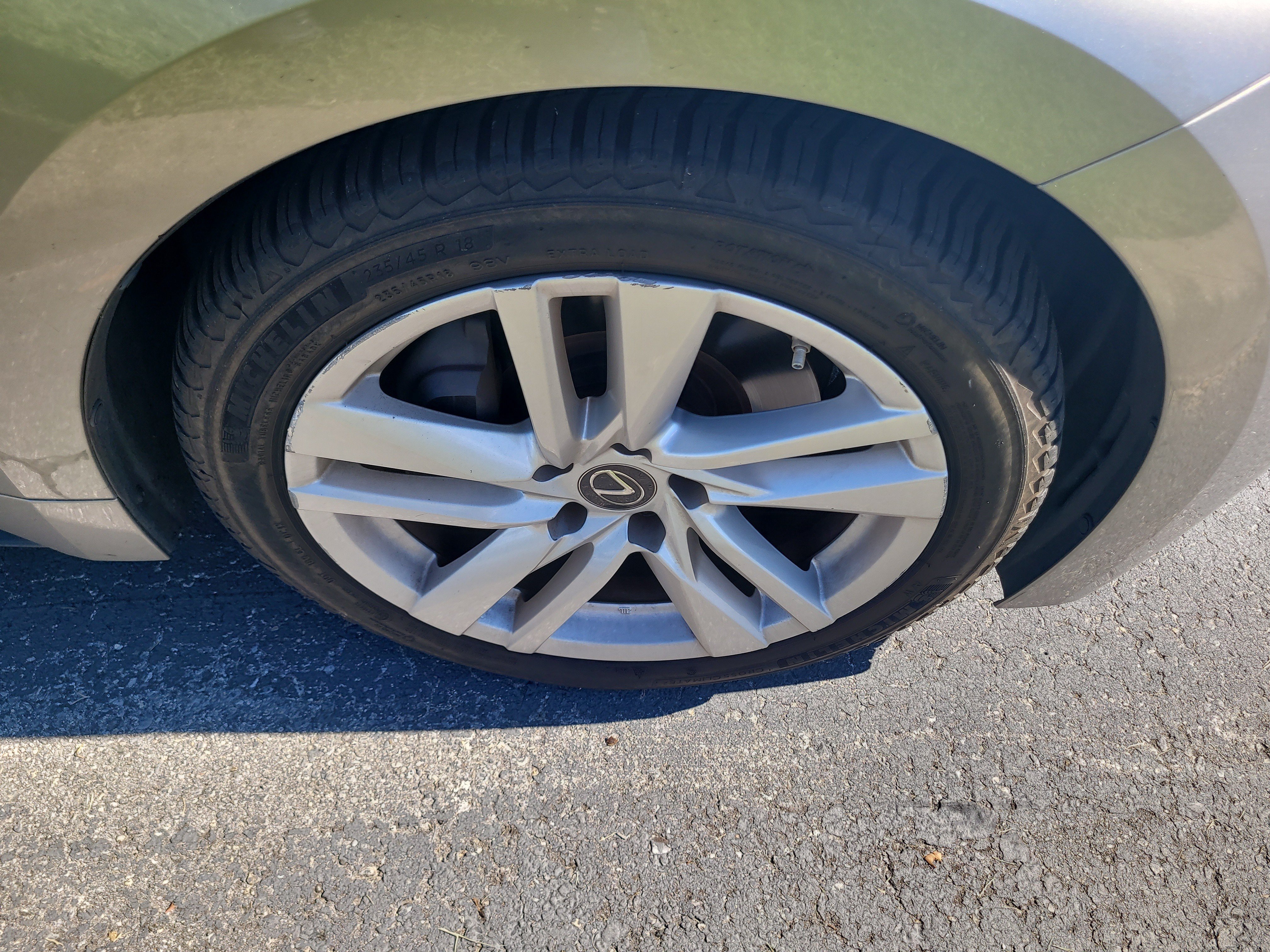 Used 2021 Lexus IS 300 w/ Comfort Package RWD image 8