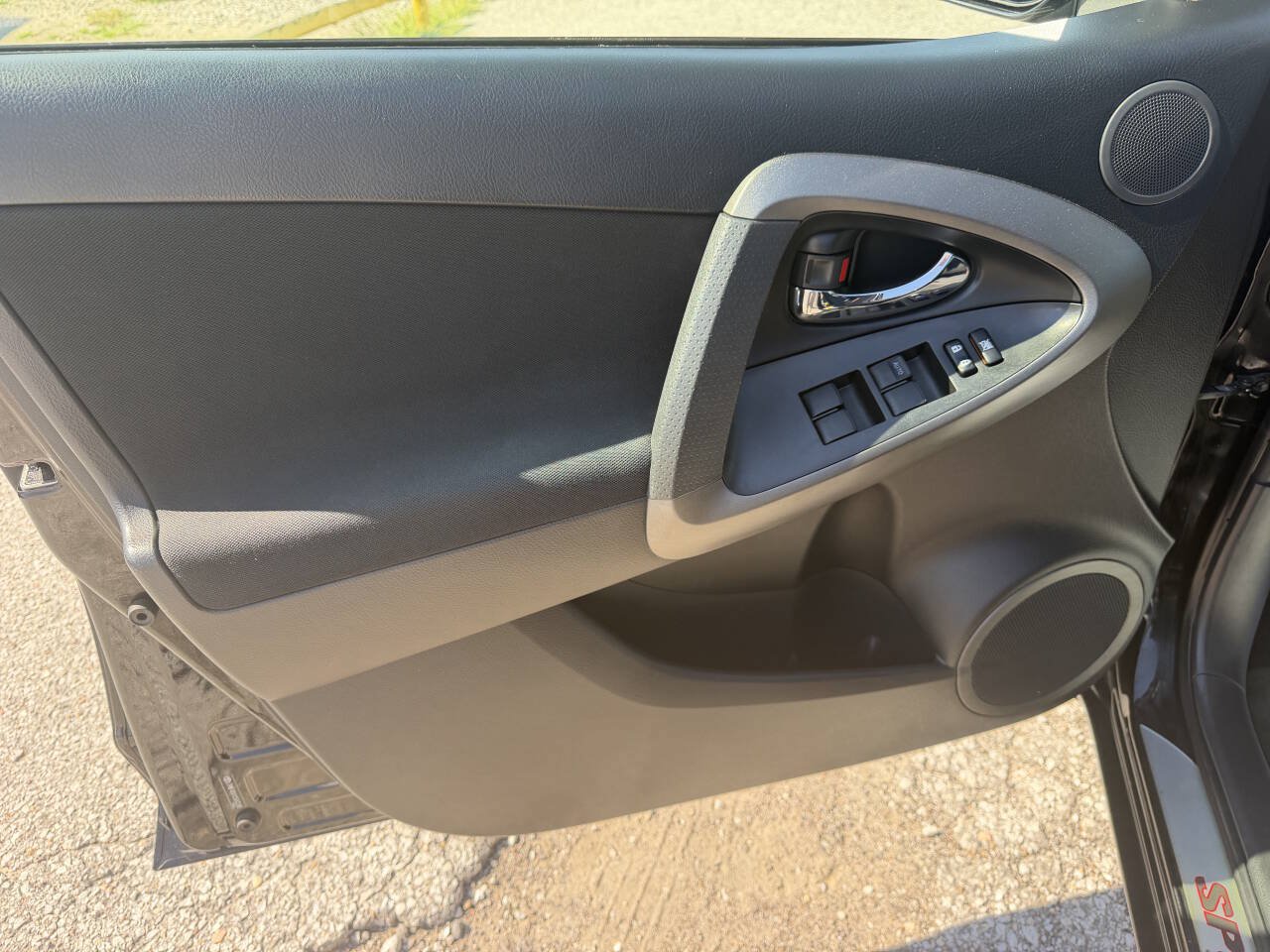 Used 2012 Toyota RAV4 Sport w/ Appearance Pkg FWD image 13