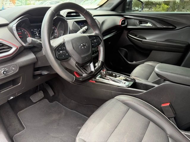 Used 2023 Chevrolet TrailBlazer RS AWD/4WD image 19