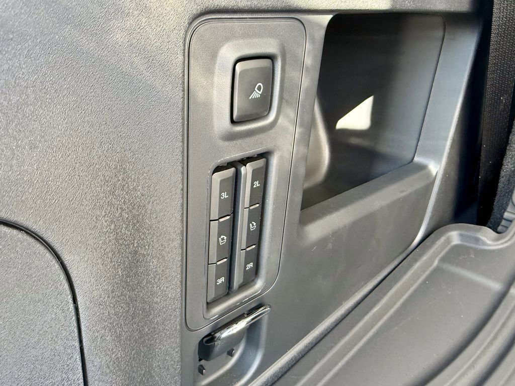 New 2025 Ford Expedition Platinum w/ Stealth Performance Package image 18