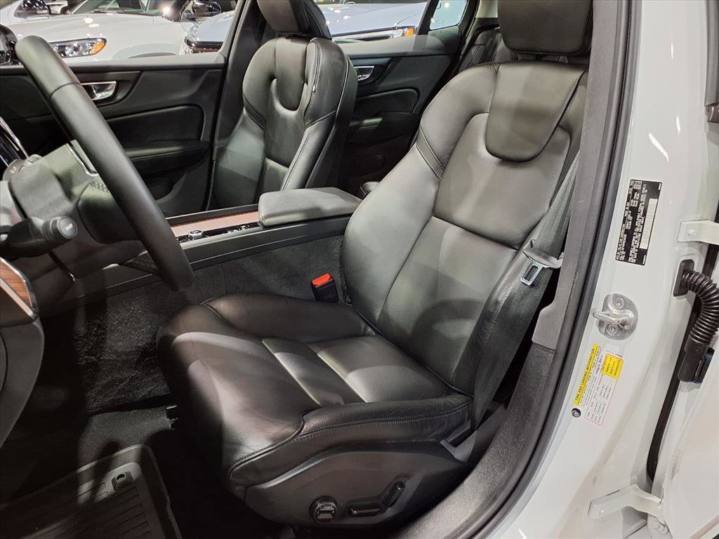 Used 2023 Volvo S60 B5 Plus w/ Climate Package image 16