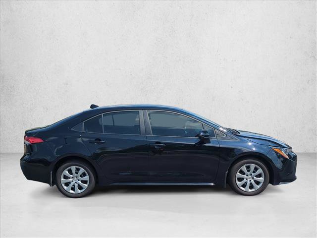 Certified 2025 Toyota Corolla LE FWD image 4