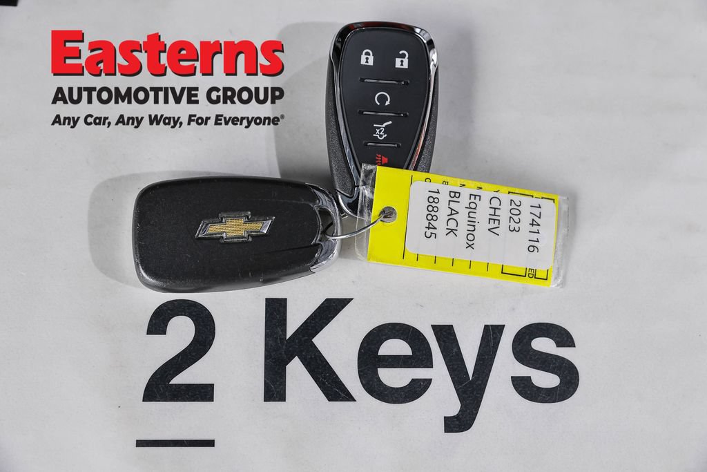 Used 2023 Chevrolet Equinox Premier AWD/4WD image 28