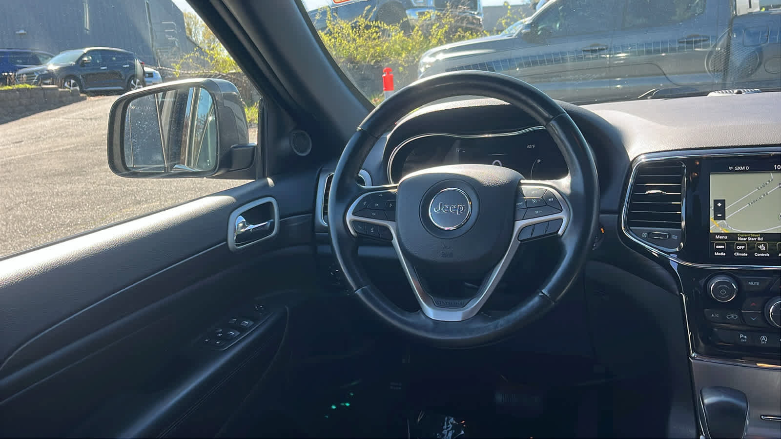 Used 2021 Jeep Grand Cherokee Laredo X AWD/4WD image 27
