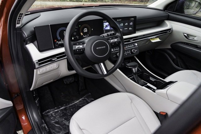 New 2026 Hyundai Tucson SE image 8