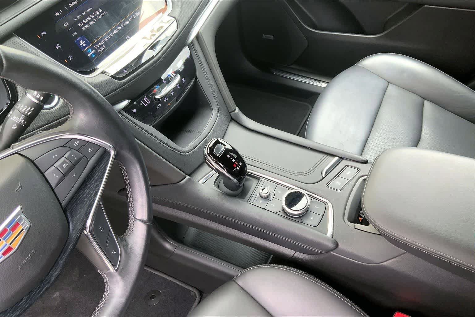 Used 2023 Cadillac XT5 Premium Luxury w/ Technology Package image 16